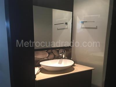 Apartaestudio en venta en Chico Navarra, Bogotá, 53 m² · foto 15 de 20