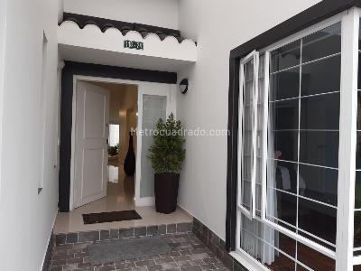 Casa de 4 alcobas en venta en Malibu, Bogotá, 278 m² · foto 11 de 20