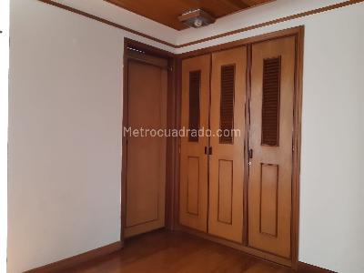 Apartamento de 4 alcobas en venta en Buganvilla, Bogotá, 170 m² · foto 10 de 20