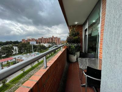 Apartamento en venta en Bella Suiza, Bogotá · foto 2 de 14