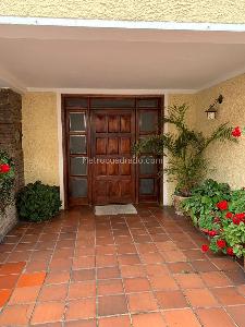 Casa de 4 alcobas en venta en Cedritios, Bogotá, 160 m² · foto 9 de 20