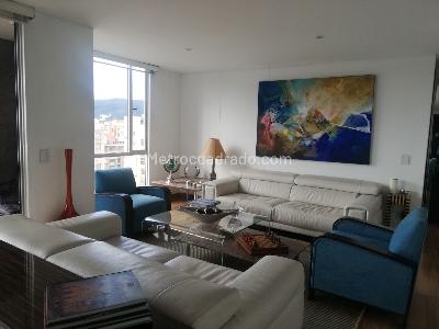 Apartamento de 3 alcobas en venta en Chico Norte, Bogotá, 196 m² · foto 3 de 20