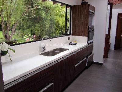 Casa de 3 alcobas en arriendo en Tablacito, Rionegro, 300 m² · foto 19 de 20