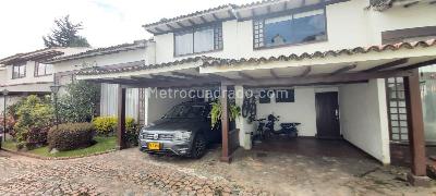 Casa de 3 alcobas en venta en El Batan, Bogotá, 193 m² · foto 6 de 19