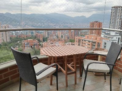 Apartamento de 2 alcobas en venta en El Poblado, Medellín, 106 m² · foto 10 de 20