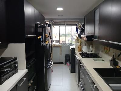Apartamento de 2 alcobas en venta en El Poblado, Medellín, 106 m² · foto 9 de 20