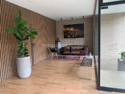 Apartamento en venta en Bella Suiza, Bogotá · foto 2 de 18