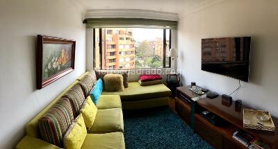 Apartamento en venta en La Carolina, Bogotá · foto 3 de 18