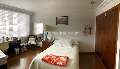 Apartamento en venta en La Carolina, Bogotá · foto 5 de 18