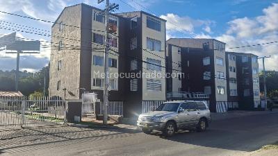 Apartamento en venta en Las Villas, Bogotá · foto 2 de 20