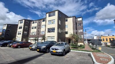 Apartamento en venta en Las Villas, Bogotá · foto 3 de 20