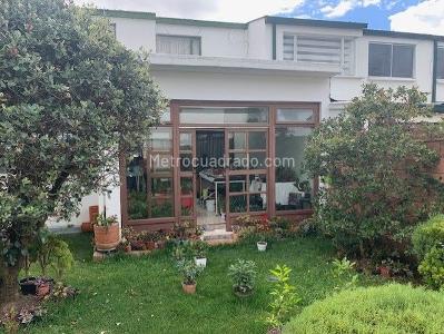 Casa de 4 alcobas en venta en Las Villas, Bogotá, 261 m² · foto 8 de 14