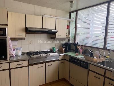 Casa de 4 alcobas en venta en Las Villas, Bogotá, 261 m² · foto 4 de 14