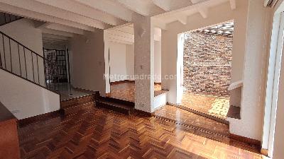 Casa en venta en Santa Ana, Bogotá · foto 2 de 20