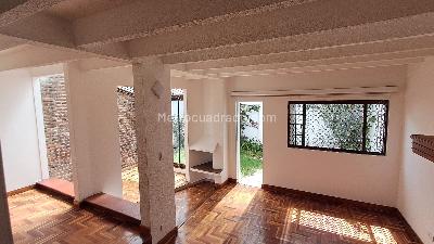 Casa en venta en Santa Ana, Bogotá · foto 3 de 20