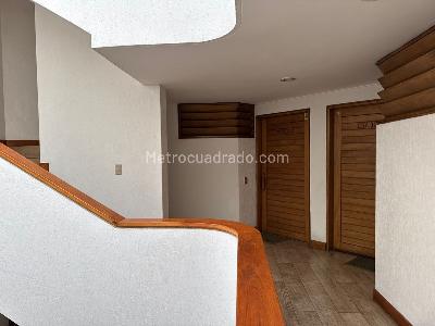 Apartamento en venta en Santa Barbara, Bogotá · foto 8 de 14