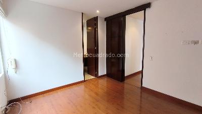 Apartamento en arriendo en Santa Barbara, Bogotá · foto 10 de 16