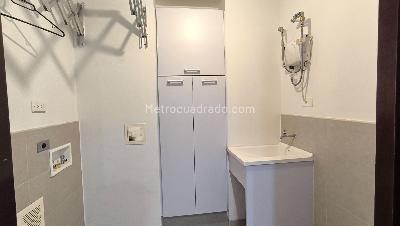 Apartamento en arriendo en Santa Barbara, Bogotá · foto 5 de 16