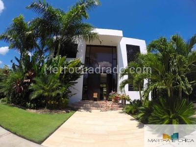 Casa de 5 alcobas en venta en Girardot, Girardot, 566 m² · foto 8 de 20