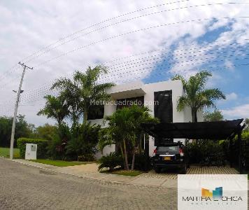 Casa de 5 alcobas en venta en Girardot, Girardot, 566 m² · foto 14 de 20