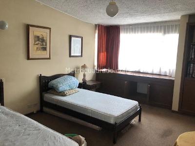 Casa de 5 alcobas en venta en Santa Ana Occidental, Bogotá, 358 m² · foto 2 de 17