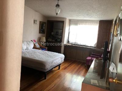 Casa de 5 alcobas en venta en Santa Ana Occidental, Bogotá, 358 m² · foto 7 de 17