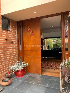 Casa de 4 alcobas en venta en San Sebastian Guaymaral, Bogotá, 320 m² · foto 2 de 18