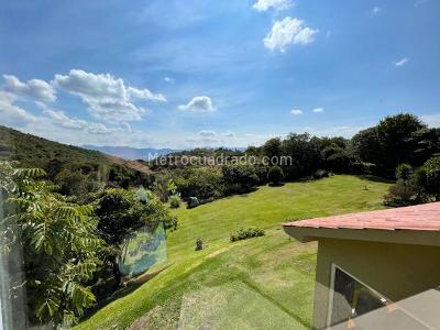 Casa de 3 alcobas en arriendo en Sinddamanoy, Chía, 290 m² · foto 18 de 20