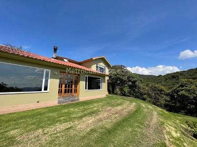 Casa de 3 alcobas en arriendo en Sinddamanoy, Chía, 290 m² · foto 4 de 20