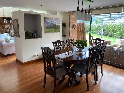Casa de 4 alcobas en venta en San Simon Guaymaral, Bogotá, 315 m² · foto 3 de 16