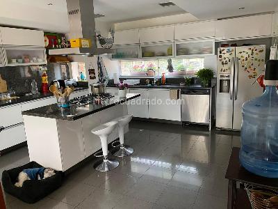 Casa de 4 alcobas en venta en San Simon Guaymaral, Bogotá, 315 m² · foto 6 de 16