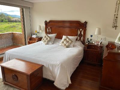 Casa de 4 alcobas en venta en San Simon Guaymaral, Bogotá, 315 m² · foto 8 de 16