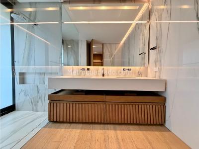 Apartamento de 3 alcobas en venta en Los Rosales, Bogotá, 220 m² · foto 12 de 20