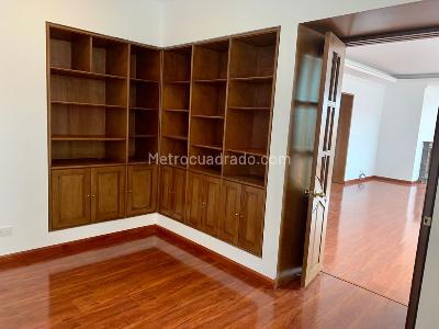Apartamento en venta en Santa Barbara Occidental, Bogotá · foto 2 de 14