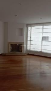 Apartamento de 3 alcobas en venta en Chico Norte Iii Sector, Bogotá, 144 m² · foto 3 de 18