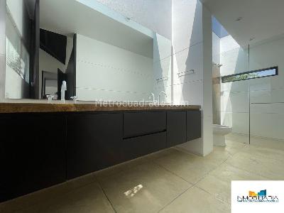 Casa de 3 alcobas en venta en Santa Isabel, La Calera, 225 m² · foto 13 de 20