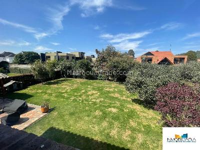 Casa de 4 alcobas en venta en San Jose De Bavaria, Bogotá, 250 m² · foto 8 de 20