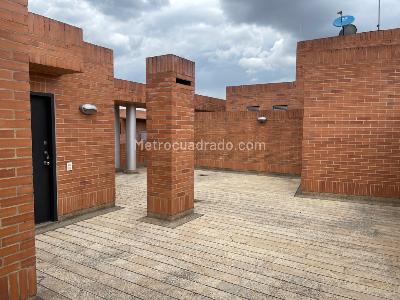 Apartamento de 2 alcobas en arriendo en Parque Del Chico, Bogotá, 117 m² · foto 10 de 11