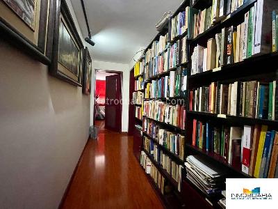 Apartamento de 3 alcobas en venta en Chico Reservado, Bogotá, 199 m² · foto 7 de 16