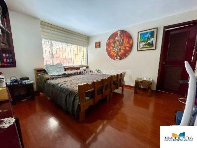 Apartamento de 3 alcobas en venta en Chico Reservado, Bogotá, 199 m² · foto 13 de 16