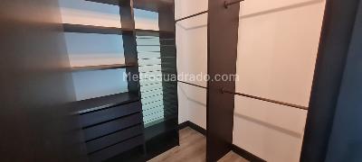 Apartamento de 3 alcobas en venta en Lindaraja, Bogotá, 185 m² · foto 13 de 14