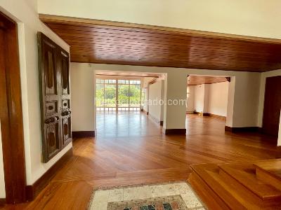 Casa de 4 alcobas en arriendo en Altos De Montearroyo, Bogotá, 550 m² · foto 2 de 20