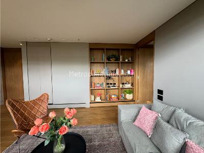 Apartamento de 1 alcoba en venta en Los Rosales, Bogotá, 90 m² · foto 4 de 8