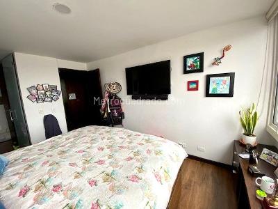 Apartamento en venta en Los Rosales, Bogotá · foto 10 de 17