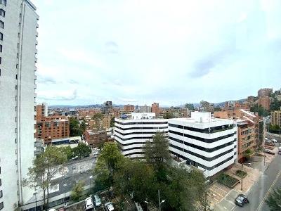 Apartamento en venta en Los Rosales, Bogotá · foto 6 de 17