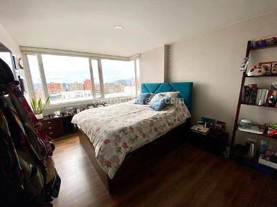 Apartamento en venta en Los Rosales, Bogotá · foto 9 de 17