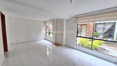 Casa en venta en Mazuren Versalles, Bogotá · foto 7 de 14