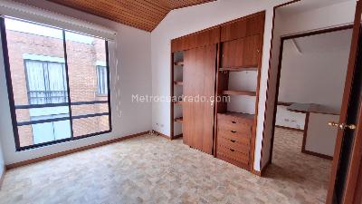 Casa en venta en Mazuren Versalles, Bogotá · foto 9 de 14