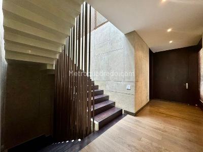 Casa de 3 alcobas en venta en Santa Barbara Alta, Bogotá, 386 m² · foto 8 de 20
