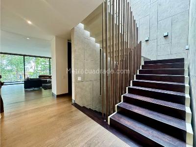 Casa de 3 alcobas en venta en Santa Barbara Alta, Bogotá, 386 m² · foto 13 de 20
